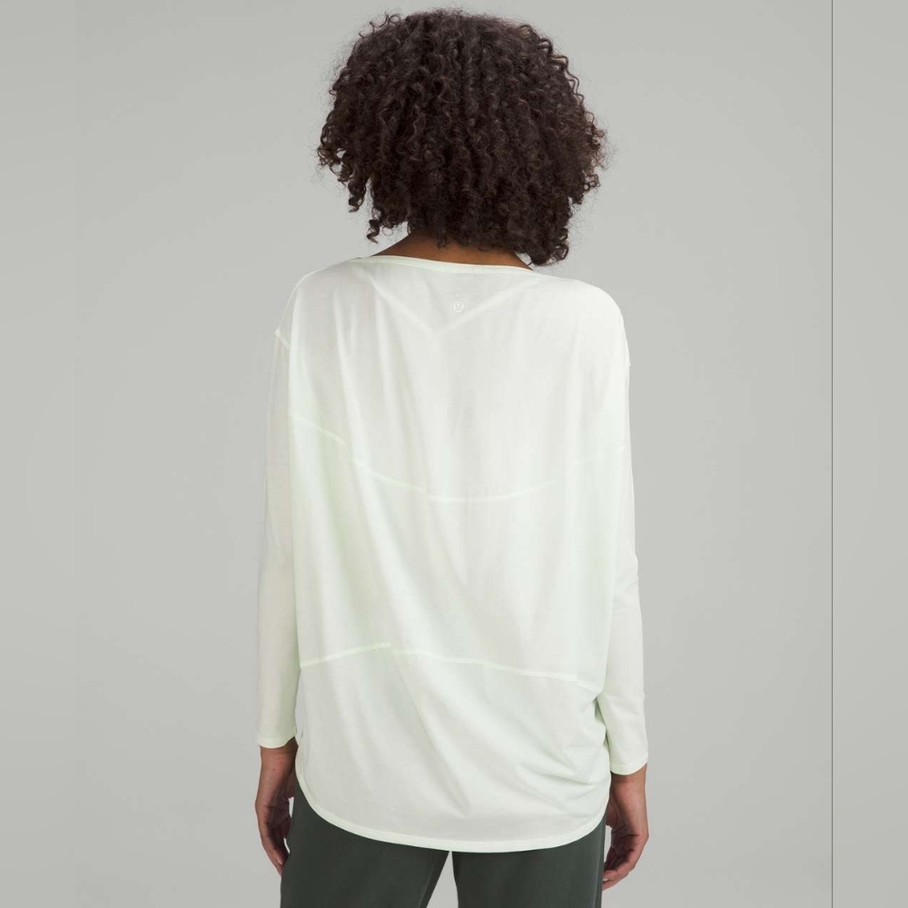 Lululemon Back In Action Long Sleeve - Picture 2 of 5